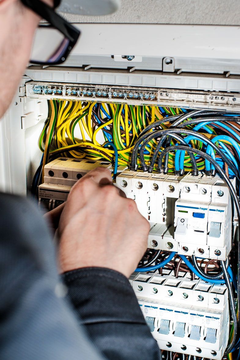 Max Electrical Solutions – We Know Power